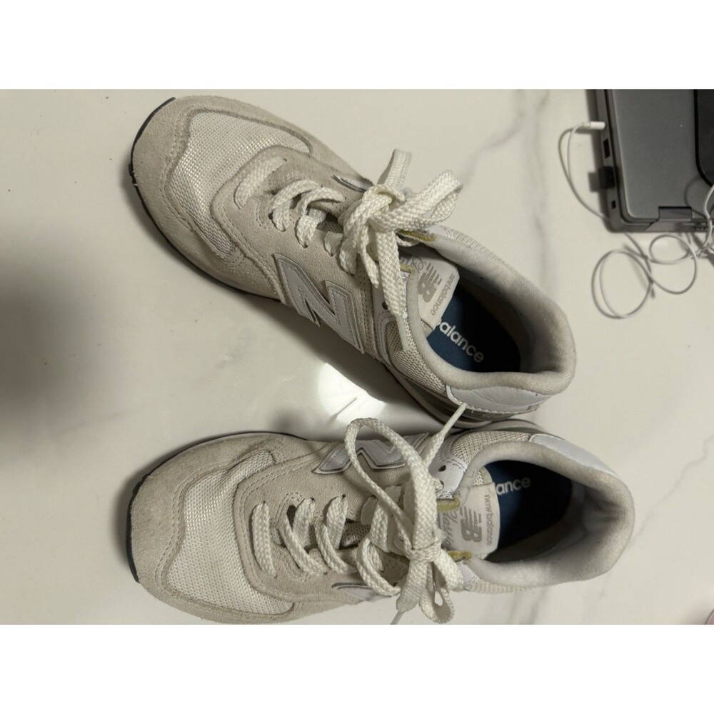New Balance 574 Core Women’s 7 Nimbus Cloud White Suede Mesh Sneakers WL574EVW - Picture 7 of 16